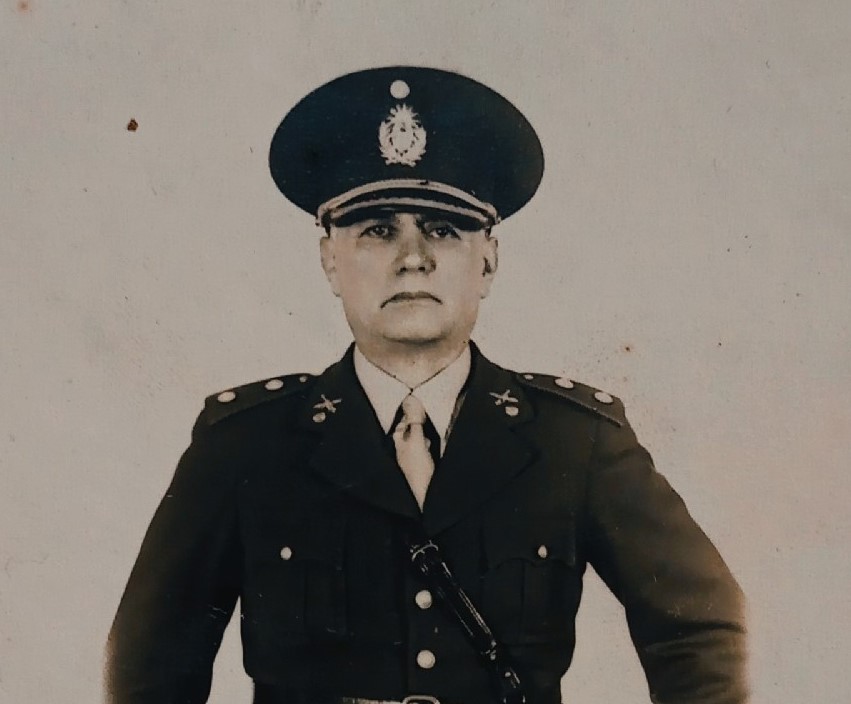 MAYOR DE INFANTERÍA HERNÁN DE SARAVIA